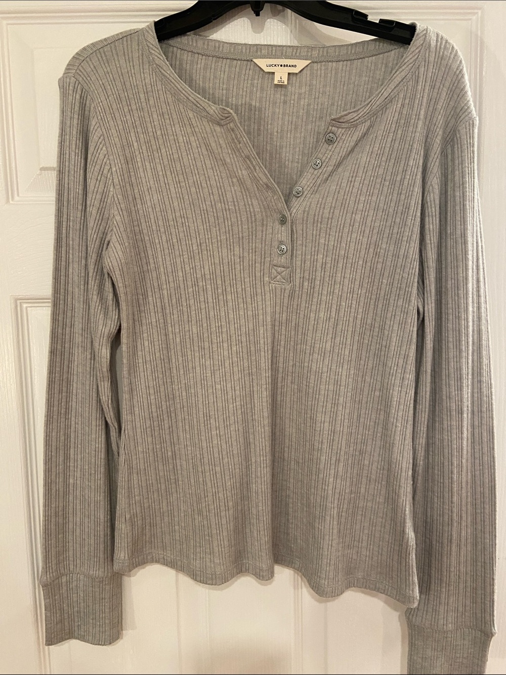Lucky Brand Light Gray Ribbed Henley Long Sleeve Top
